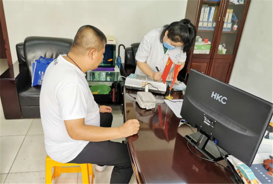 长春骨伤医院八一建军节慰问老兵，致敬最可爱的人！9.png